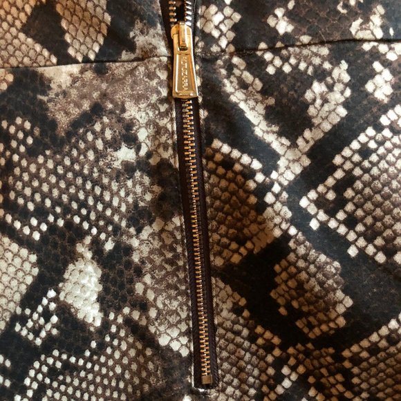 Altuzarra Brown Snake Print Pencil Skirt With Side Slit, Size US 6 - Picture 5 of 11